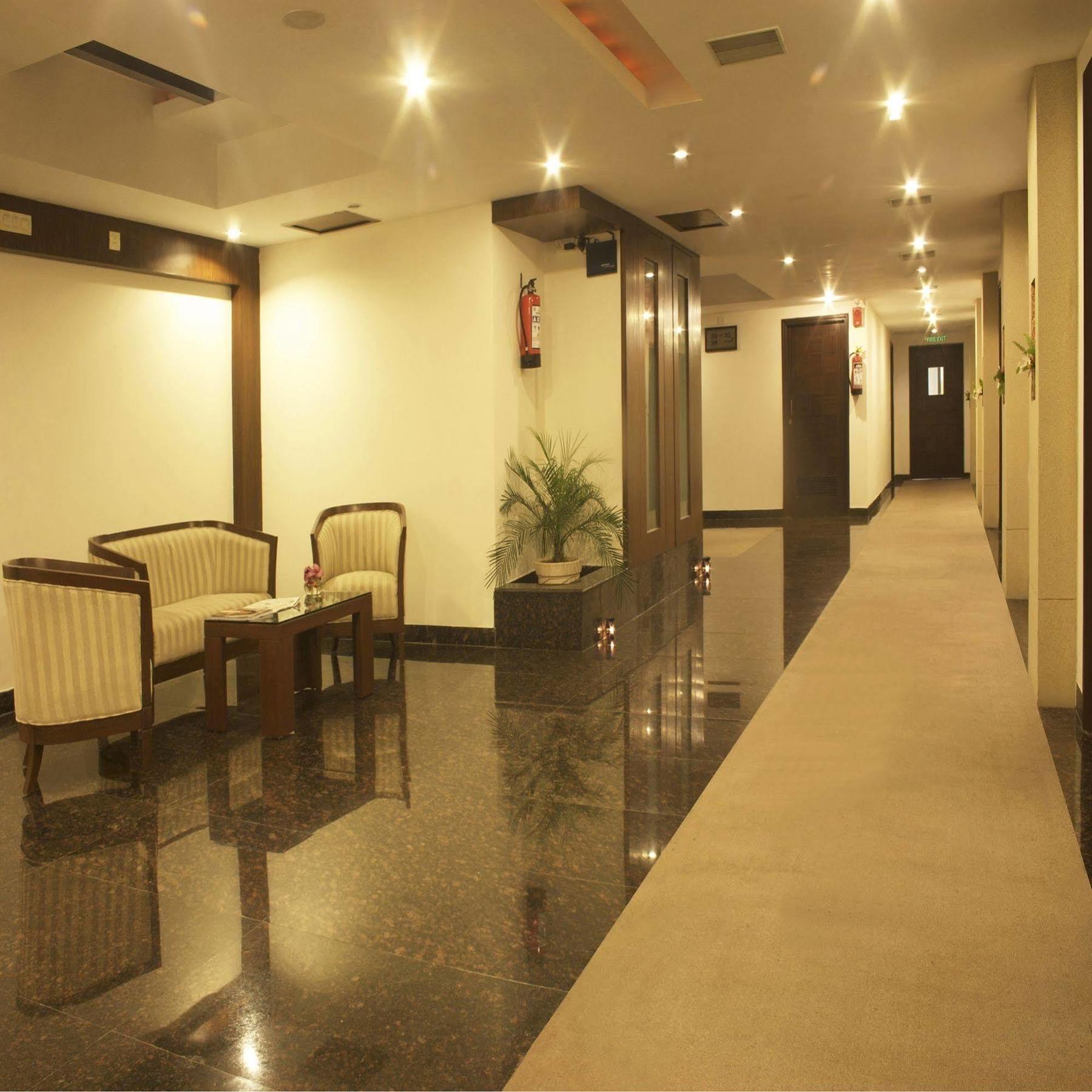 Legend Sarovar Portico Baddi Exterior photo