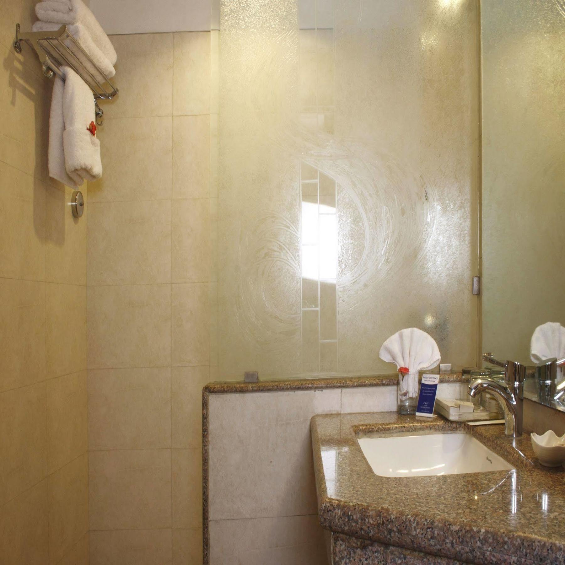 Legend Sarovar Portico Baddi Exterior photo