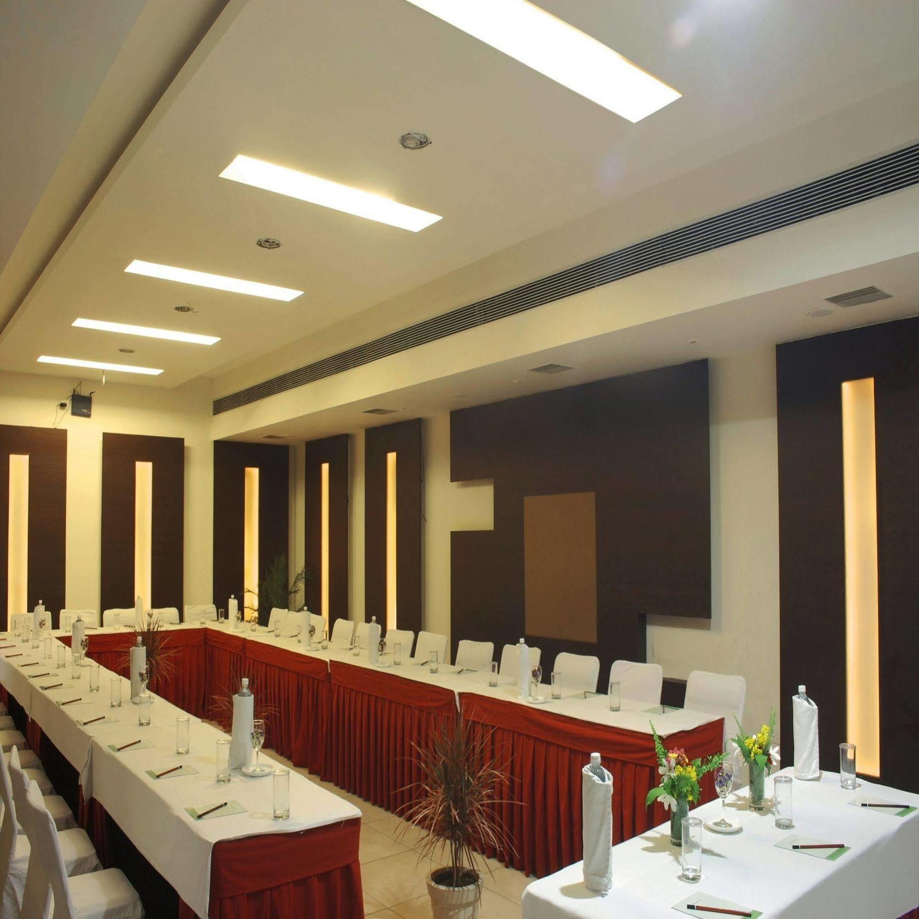 Legend Sarovar Portico Baddi Exterior photo
