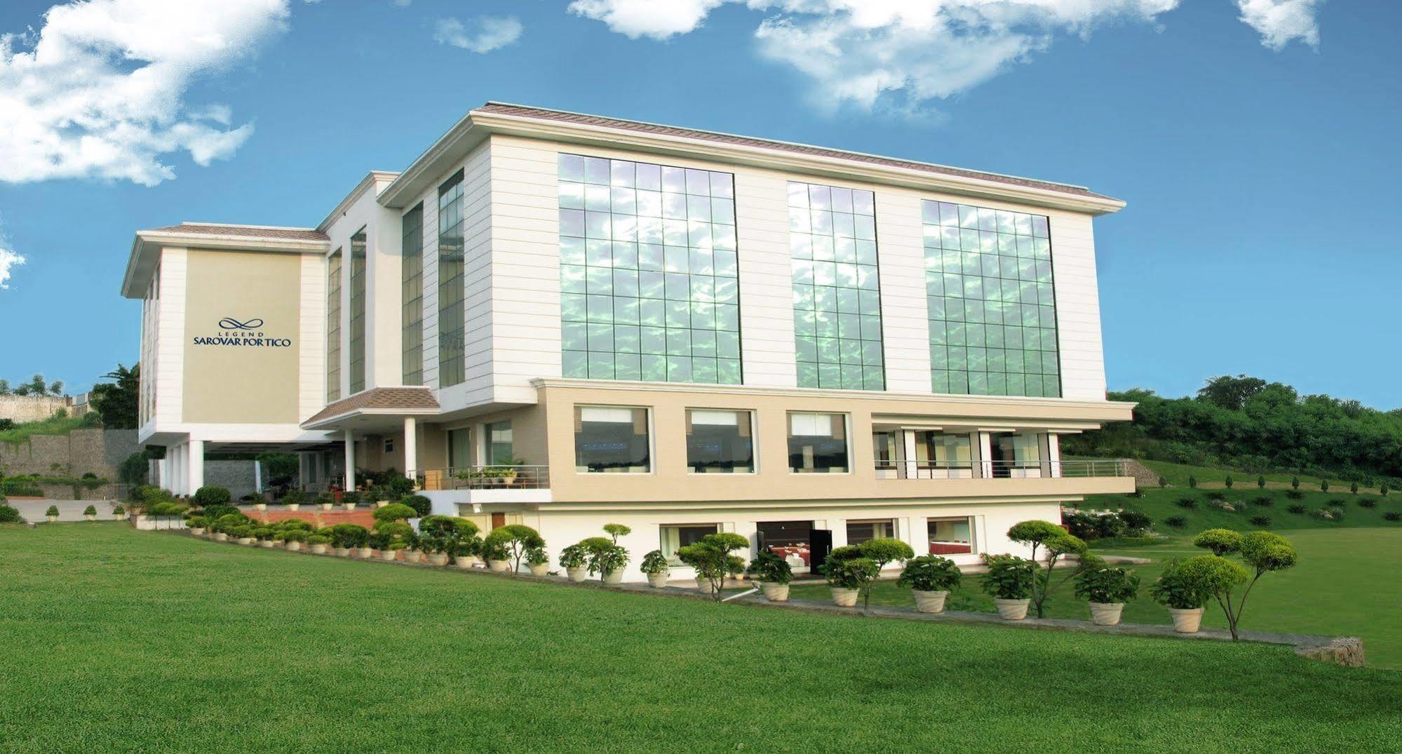 Legend Sarovar Portico Baddi Exterior photo